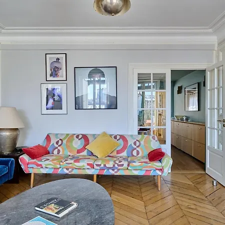 Center Of With Terrace By Studio Prestige Paris